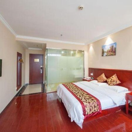 Greentree Inn Jiangsu Nantong Qidong Bus Station Express Hotel Hexingzhen Exterior photo