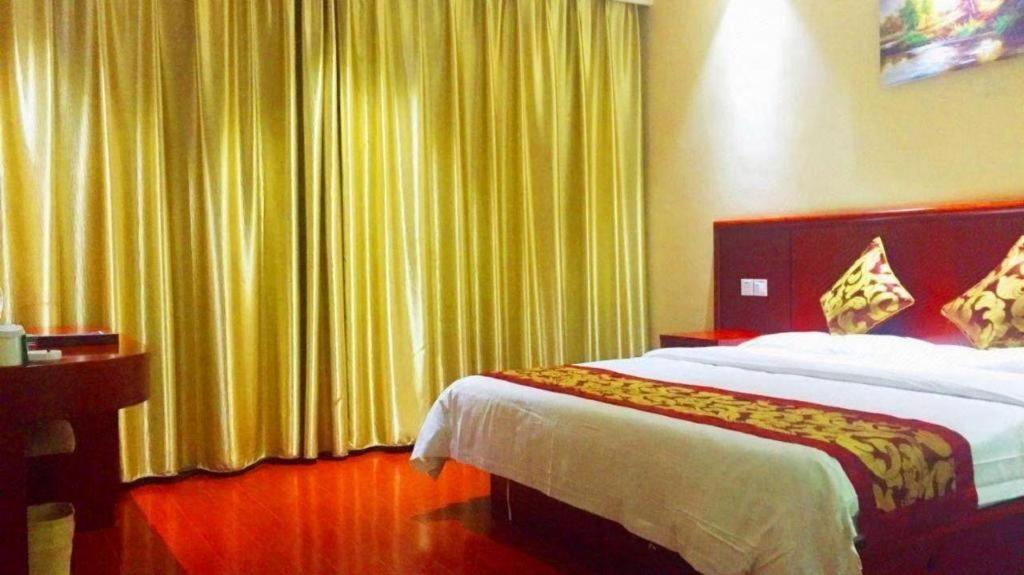 Greentree Inn Jiangsu Nantong Qidong Bus Station Express Hotel Hexingzhen Exterior photo