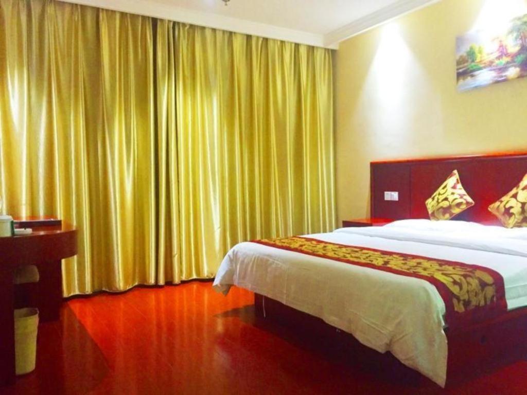 Greentree Inn Jiangsu Nantong Qidong Bus Station Express Hotel Hexingzhen Exterior photo